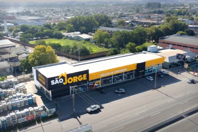 Fachada da loja BR-116 do São Jorge